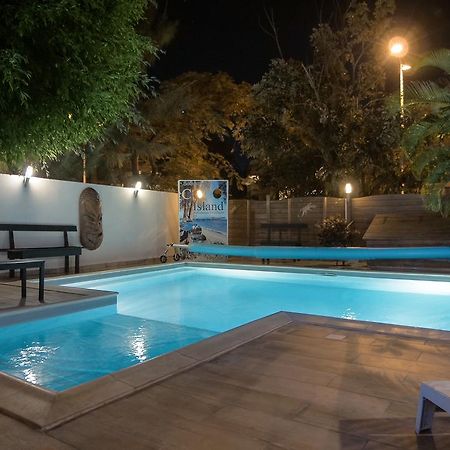 Hotel Coco Island 생질레방 외부 사진