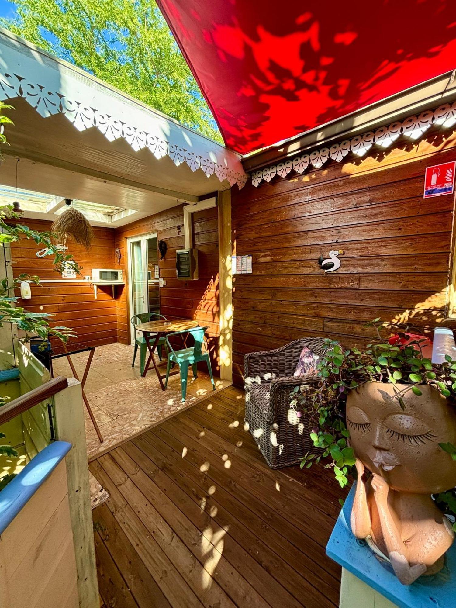 Hotel Coco Island 생질레방 외부 사진